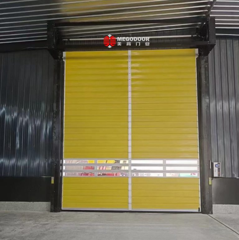 硬質快速門在汽修廠里的應用縮略圖